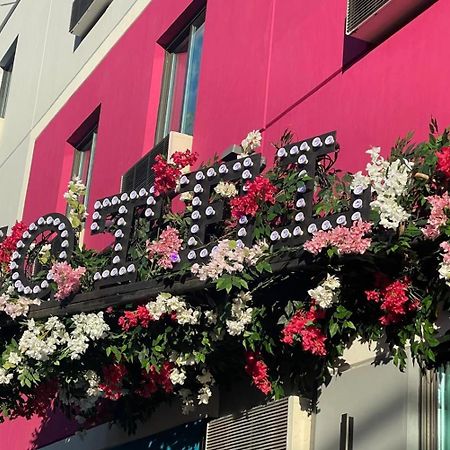 Hotel Opus Bronx Near Bay Plaza Mall New York Exterior foto