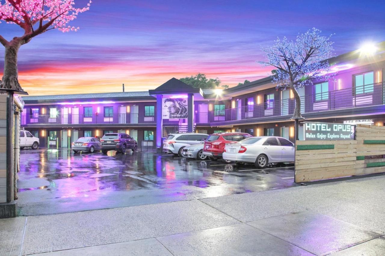 Hotel Opus Bronx Near Bay Plaza Mall New York Exterior foto