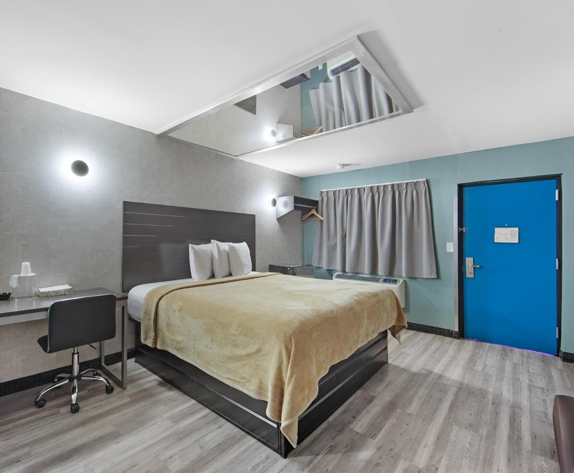 Hotel Opus Bronx Near Bay Plaza Mall New York Exterior foto