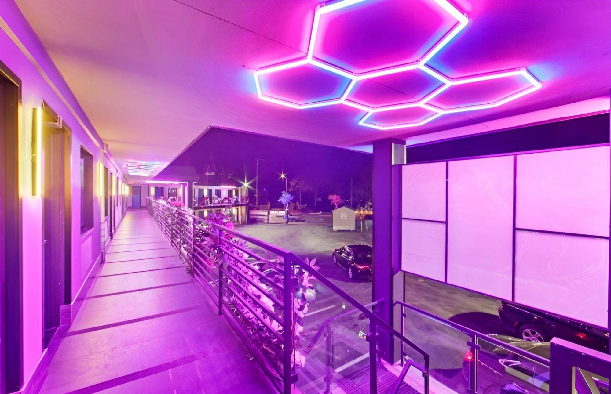 Hotel Opus Bronx Near Bay Plaza Mall New York Exterior foto